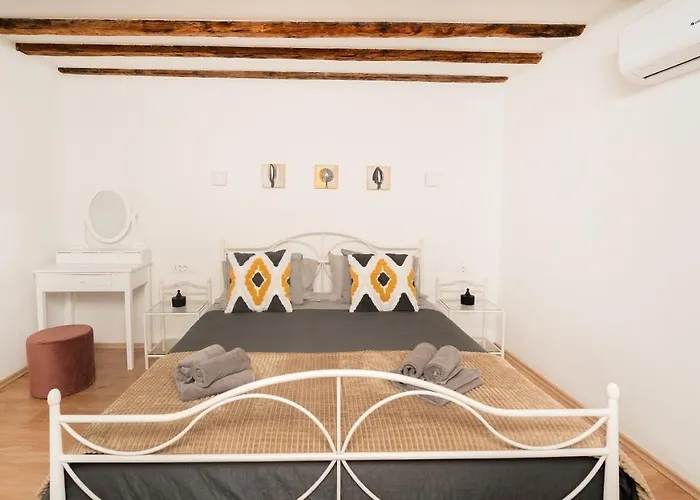 Casa Emiliana